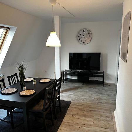 A&V Apartments Schoene Dachgeschoss Wohnung Apt Sterne Gelsenkirchen Exteriör bild