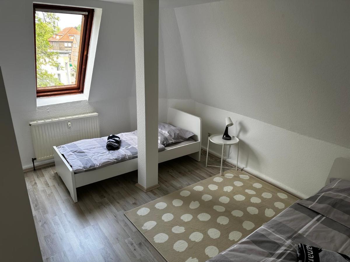 A&V Apartments Schoene Dachgeschoss Wohnung Apt Sterne Gelsenkirchen Exteriör bild